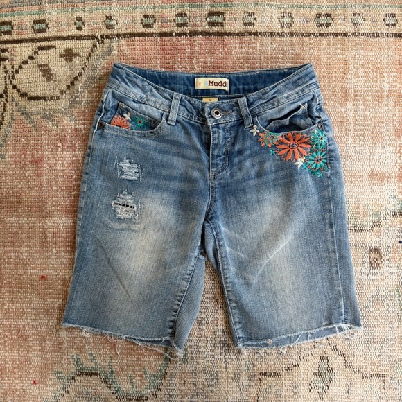 Mudd Other - Mudd Girls Denim Bermuda Shorts Size 12 Floral Embroidered Distressed Raw Hem
